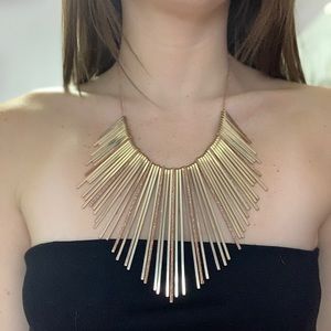 Rose Gold Statement Necklace ✨